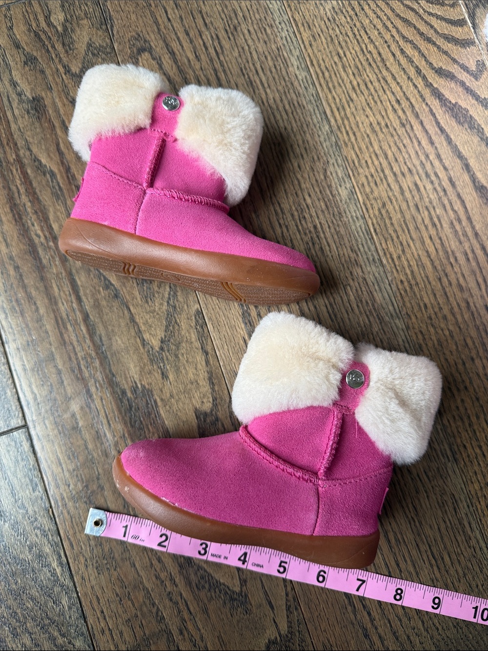 UGG Pink Shearling-Trim Kids Boots size 6 baby walker euc